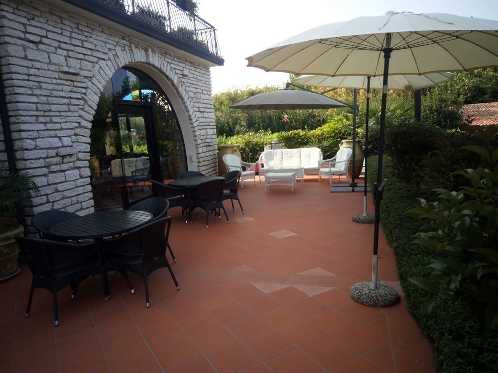 Hotel Oceano Peschiera del Garda Exterior photo